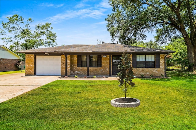 108 W Viser St, Madisonville, TX 77864 - photo 1