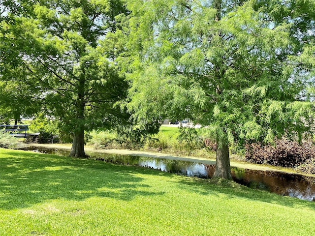 2609 Hughes Rd, Dickinson, TX 77539 - photo 13