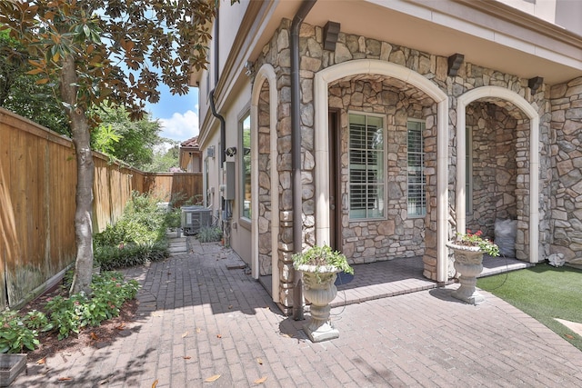 62 S Creekside Ct, Houston, TX 77055 - photo 46