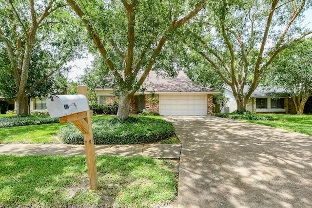 15242 Ensenada Dr, Houston, TX 77083 - photo 1