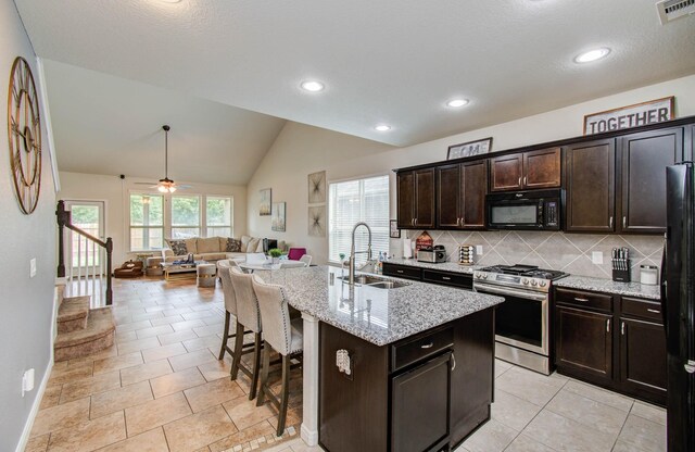 13409 Clayton Lake Ln, Houston, TX 77044 - photo 12