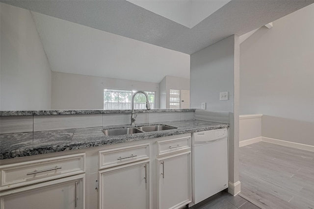 8612 Dairy View Ln, Houston, TX 77072 - photo 14
