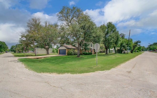 226 Birch St, Wallis, TX 77485 - photo 4