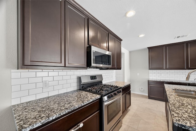 718 Harvest Bluff Dr, Rosharon, TX 77583 - photo 11