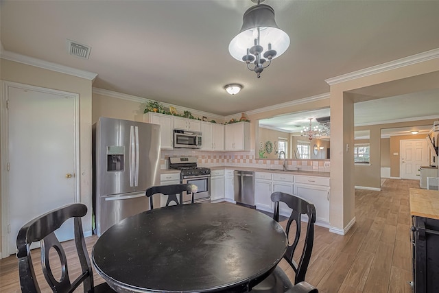 10106 Hollyvine Ln, Houston, TX 77089 - photo 18
