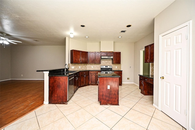 219 Rolling Plains Dr, Sugar Land, TX 77479 - photo 9