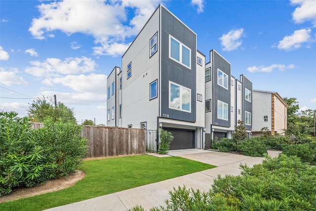 1318 Reinerman St, Houston, TX 77007 - photo 2