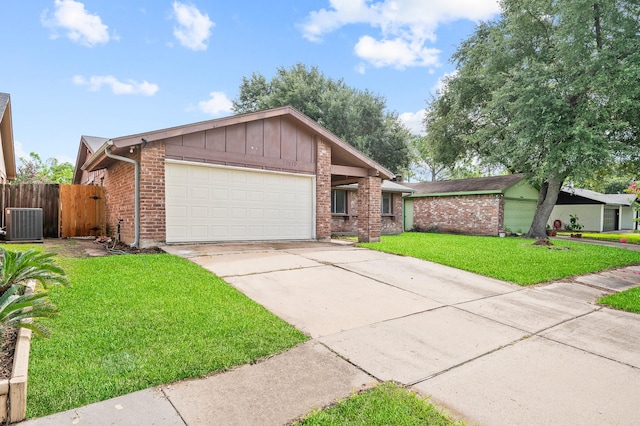 13910 New Village Ln, Sugar Land, TX 77498 - photo 3