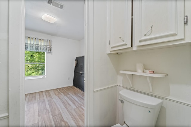 401 Lee Ave, Anahuac, TX 77514 - photo 23