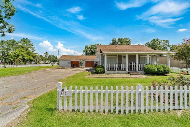 401 Lee Ave, Anahuac, TX 77514 - photo 1