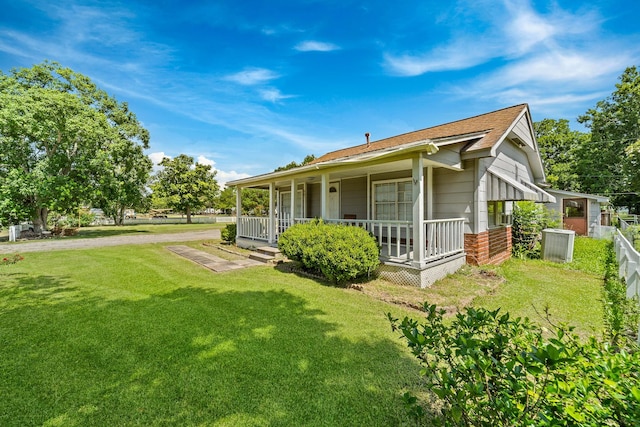 401 Lee Ave, Anahuac, TX 77514 - photo 3