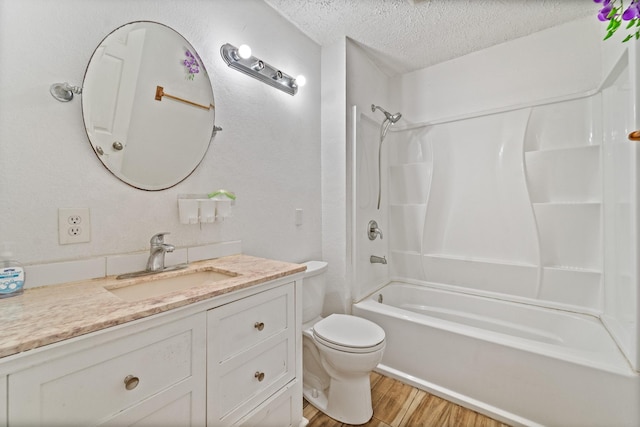 401 Lee Ave, Anahuac, TX 77514 - photo 16