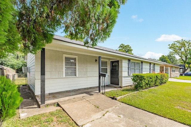 1118 Woodbine Dr, West Columbia, TX 77486 - photo 3
