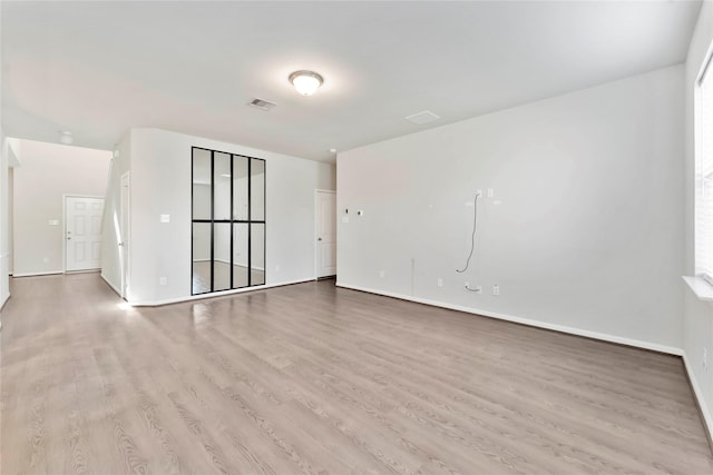10747 Nyla Spring St, Houston, TX 77016 - photo 5
