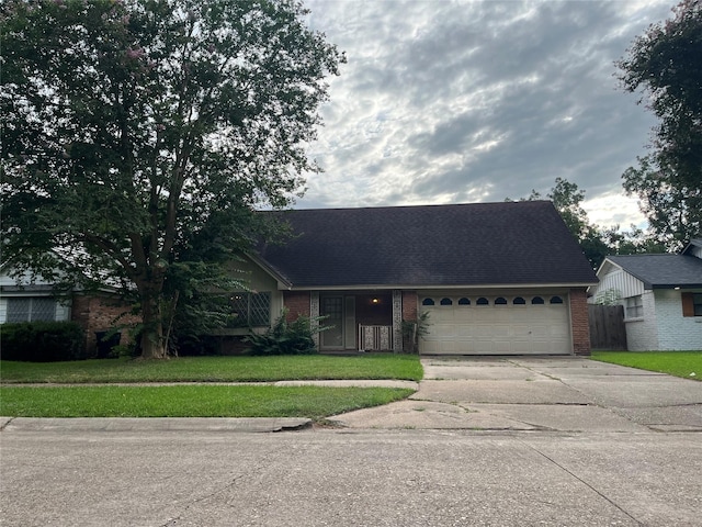 2718 Raspberry Ln, Pasadena, TX 77502 - photo 1