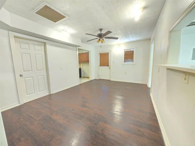 9621 Sweetwater Ln, Houston, TX 77037 - photo 3