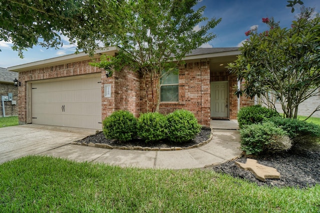 3209 Carriage Cove Ct, Dickinson, TX 77539 - photo 1