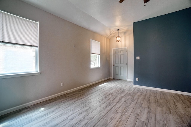3209 Carriage Cove Ct, Dickinson, TX 77539 - photo 4