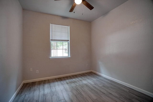 3209 Carriage Cove Ct, Dickinson, TX 77539 - photo 11