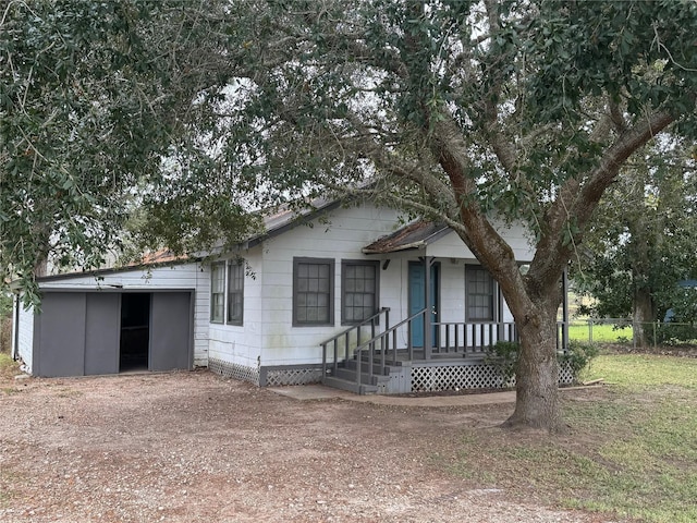 313 Magnolia Ave, West Columbia, TX 77486 - photo 20