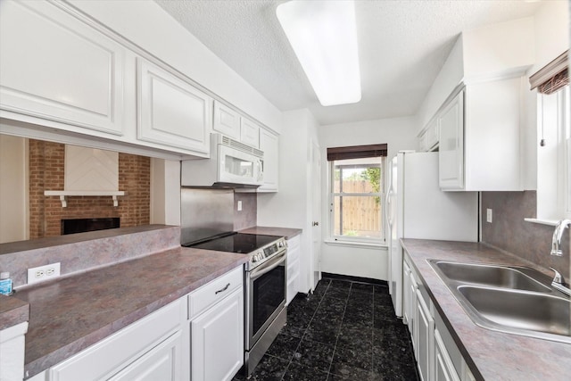 1920 Strawfield Dr, Sugar Land, TX 77478 - photo 15