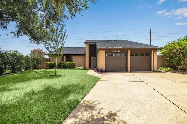 1920 Strawfield Dr, Sugar Land, TX 77478 - photo 4