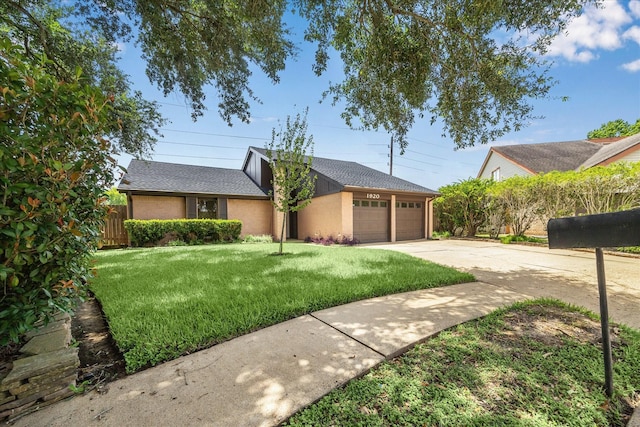 1920 Strawfield Dr, Sugar Land, TX 77478 - photo 3