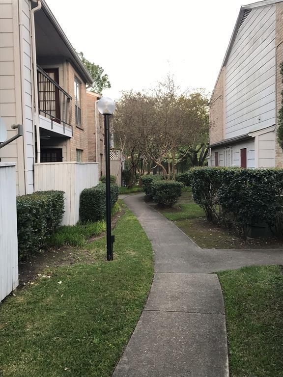2100 Wilcrest Dr Unit 204, Houston, TX 77042 - photo 14