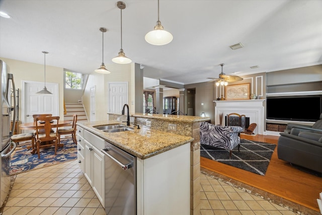 13503 Island Palm Ct, Houston, TX 77059 - photo 3
