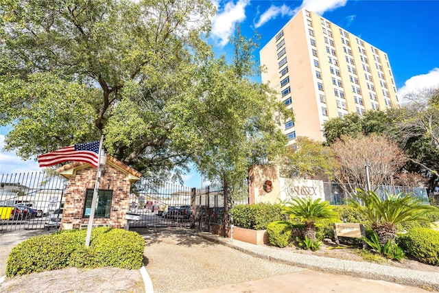 7520 Hornwood Dr Unit 1003, Houston, TX 77036 - photo 41