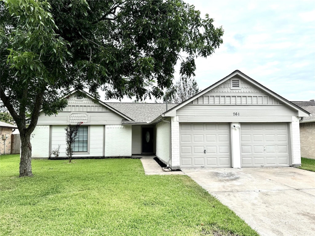 761 Otter Creek Dr, La Porte, TX 77571 - photo 1
