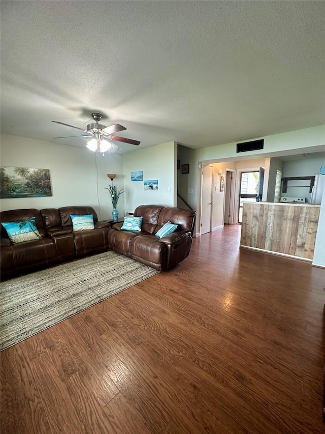 100 Edgewater Dr Unit 43, Livingston, TX 77351 - photo 10