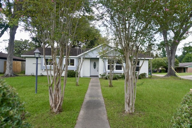 7527 Oak Village Dr, Houston, TX 77396 - photo 1