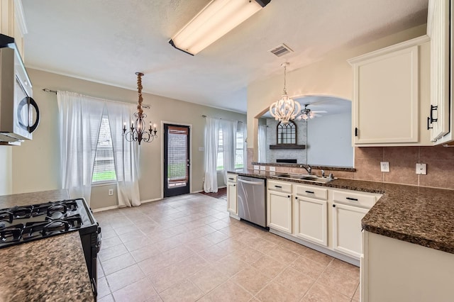 2105 Kingwood Dr, Deer Park, TX 77536 - photo 9