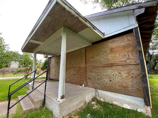 1005 N Jones St, Baytown, TX 77520 - photo 2