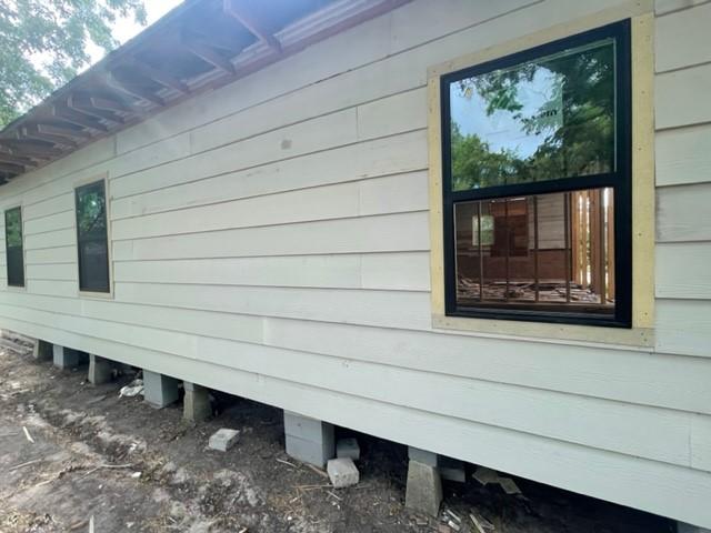 1005 N Jones St, Baytown, TX 77520 - photo 5