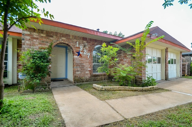 1927 Dormstom Ln, Houston, TX 77088 - photo 1