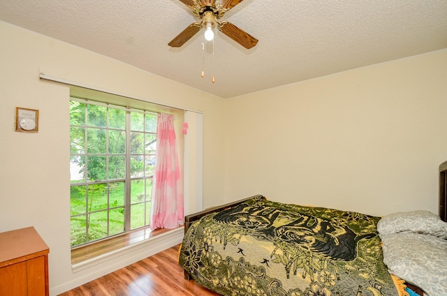 1927 Dormstom Ln, Houston, TX 77088 - photo 19