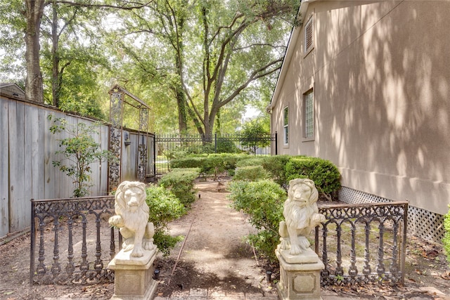 814 W 41st St, Houston, TX 77018 - photo 30