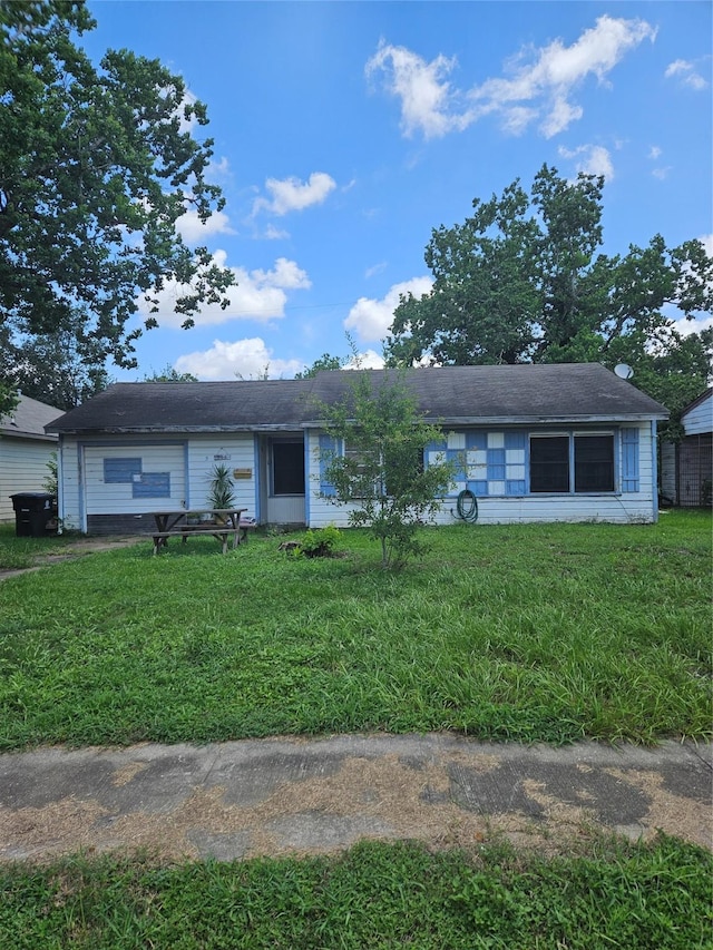 5109 Southwind St, Houston, TX 77033 - photo 1