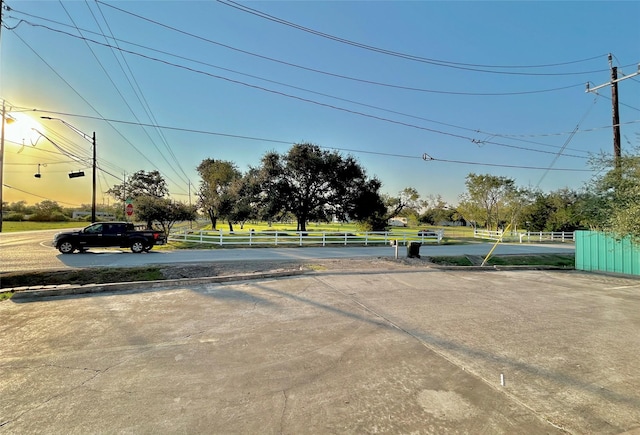 927 27th St, Dickinson, TX 77539 - photo 19