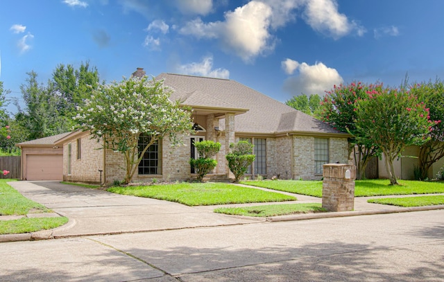 8014 N Circle Dr, Houston, TX 77071 - photo 2