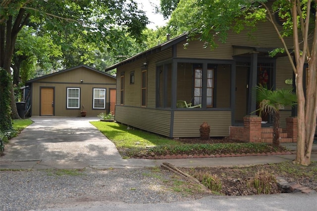 1413 Lawrence St, Houston, TX 77008 - photo 2