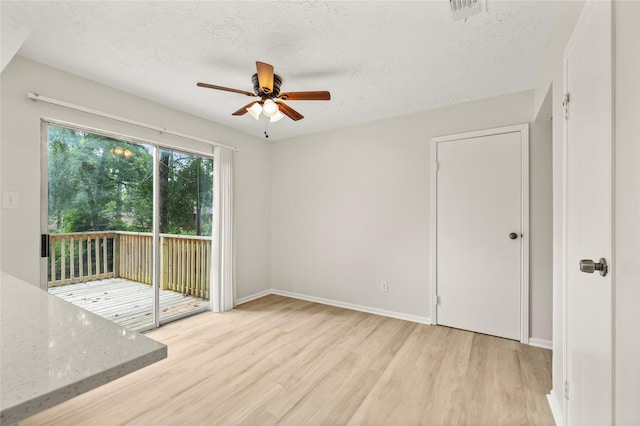 12 S Cypress Pine Dr, The Woodlands, TX 77381 - photo 17