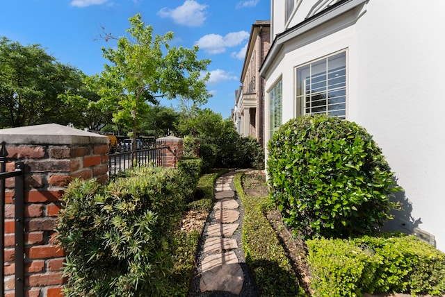 14 Jetty Point Dr, The Woodlands, TX 77380 - photo 31