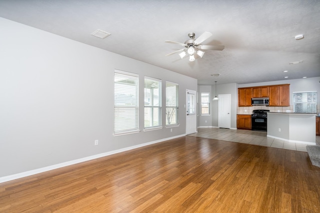 12947 E Millstream Bend Ln, Tomball, TX 77377 - photo 9