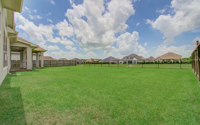 1926 Santa Maria Dr, Friendswood, TX 77546 - photo 48