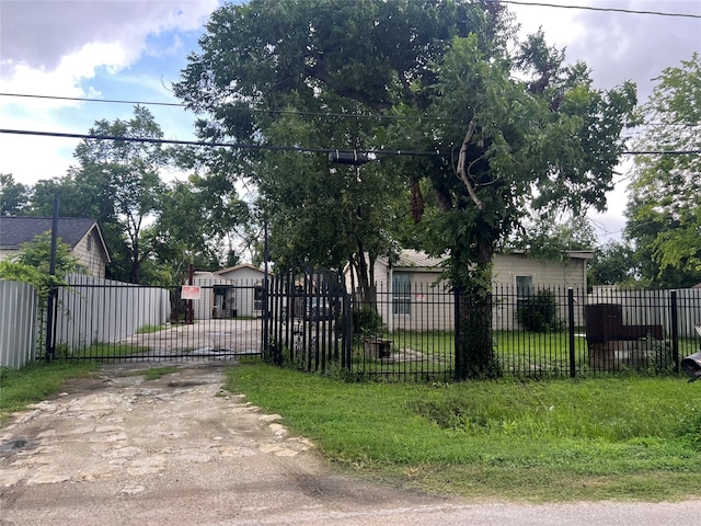 1925 Sunny Dr, Houston, TX 77093 - photo 2