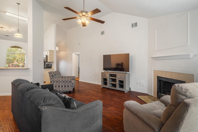17014 Sailors Moon Ct, Friendswood, TX 77546 - photo 6