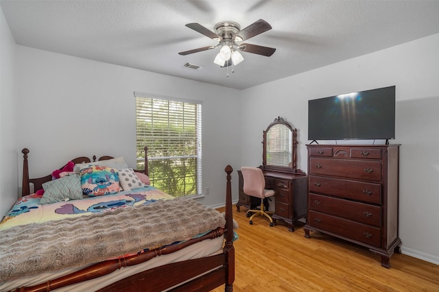 17014 Sailors Moon Ct, Friendswood, TX 77546 - photo 19